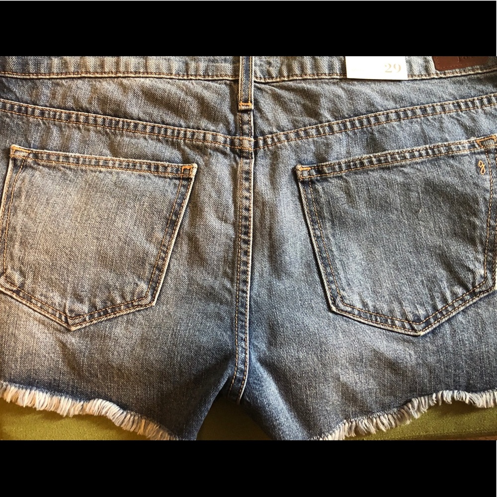 NEW Joie Shayna Cutoff Frayed Denim Jean Short Size 29 - Picture 9 of 14